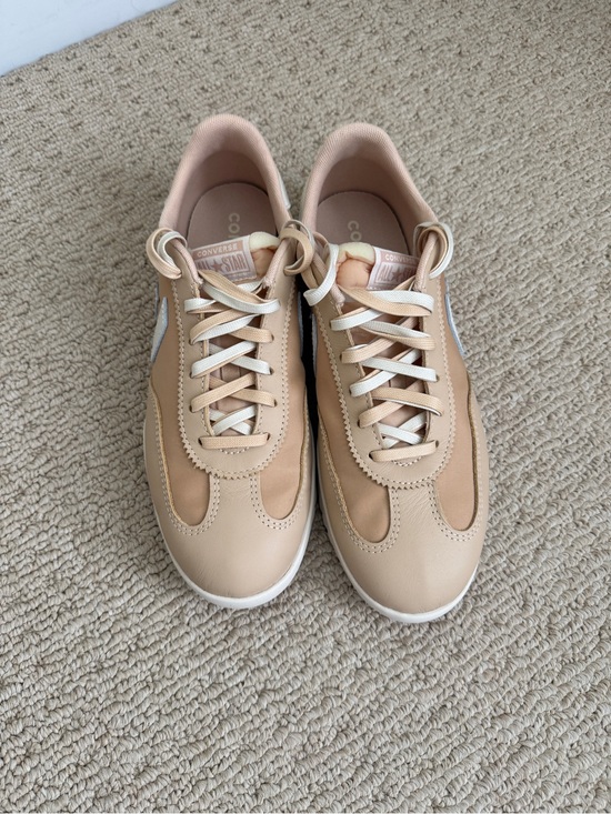 Converse Shoes - NIB Converse Run Star Low Top Sneakers - Beige
